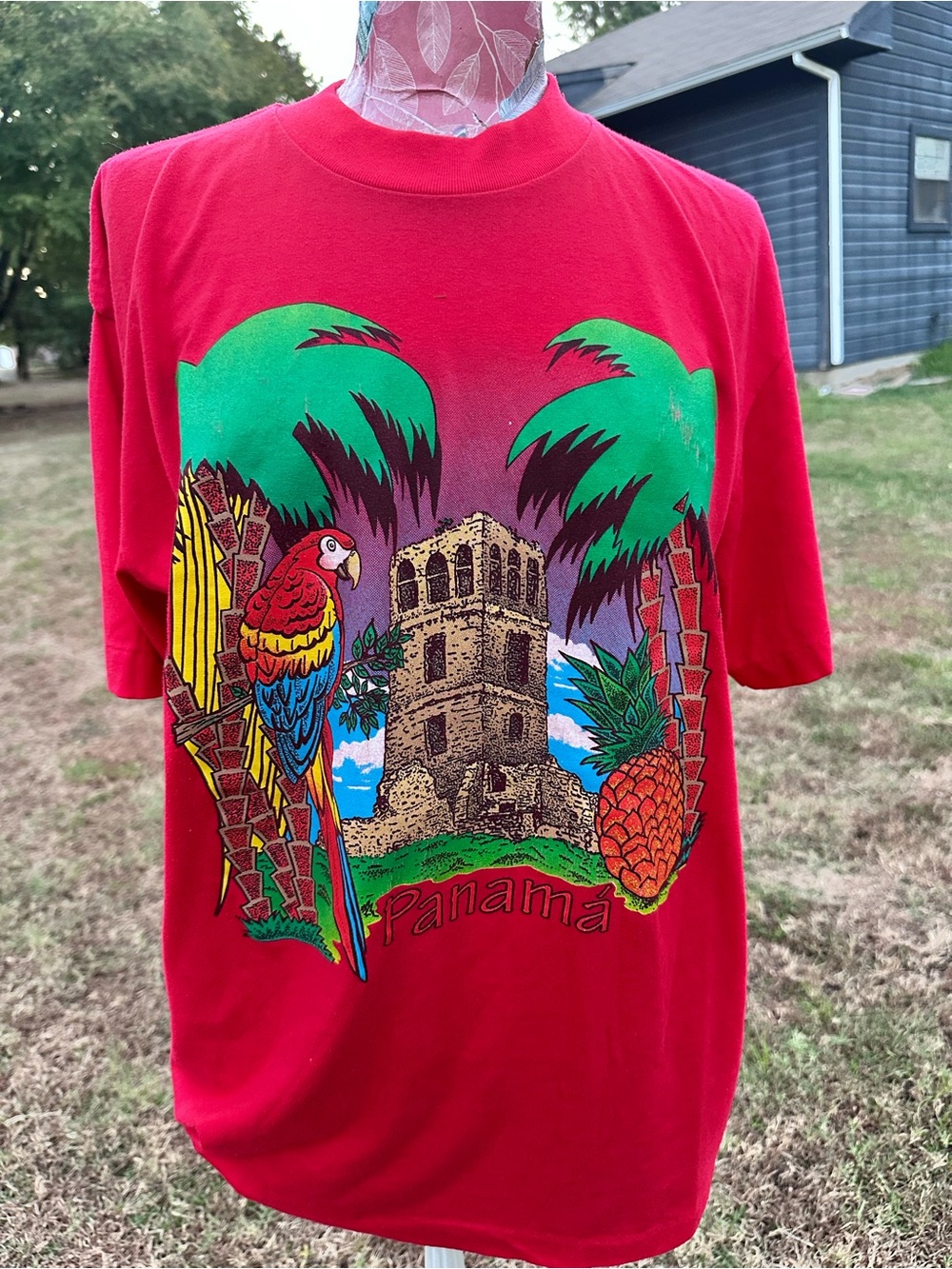 Vintage 1990s Panama Tropical Parrot Graphic T-Shirt – Made in USA – XL